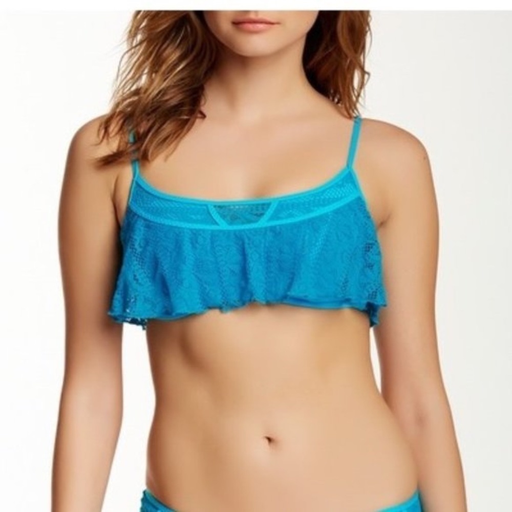 NWOT Becca Bralette Straps Bikini Top
